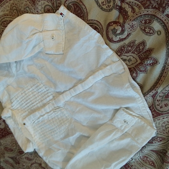 Size 2 toddler Tommy Hilfiger white blouse - Picture 2 of 10